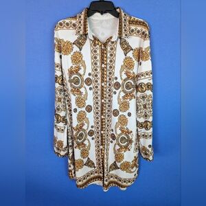 Long Sleeve dress with ornate print pattern